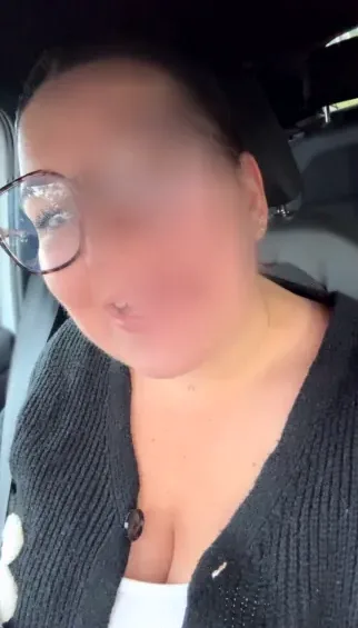 Jette, 27