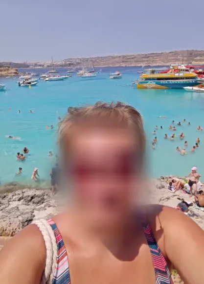 Merve, 40